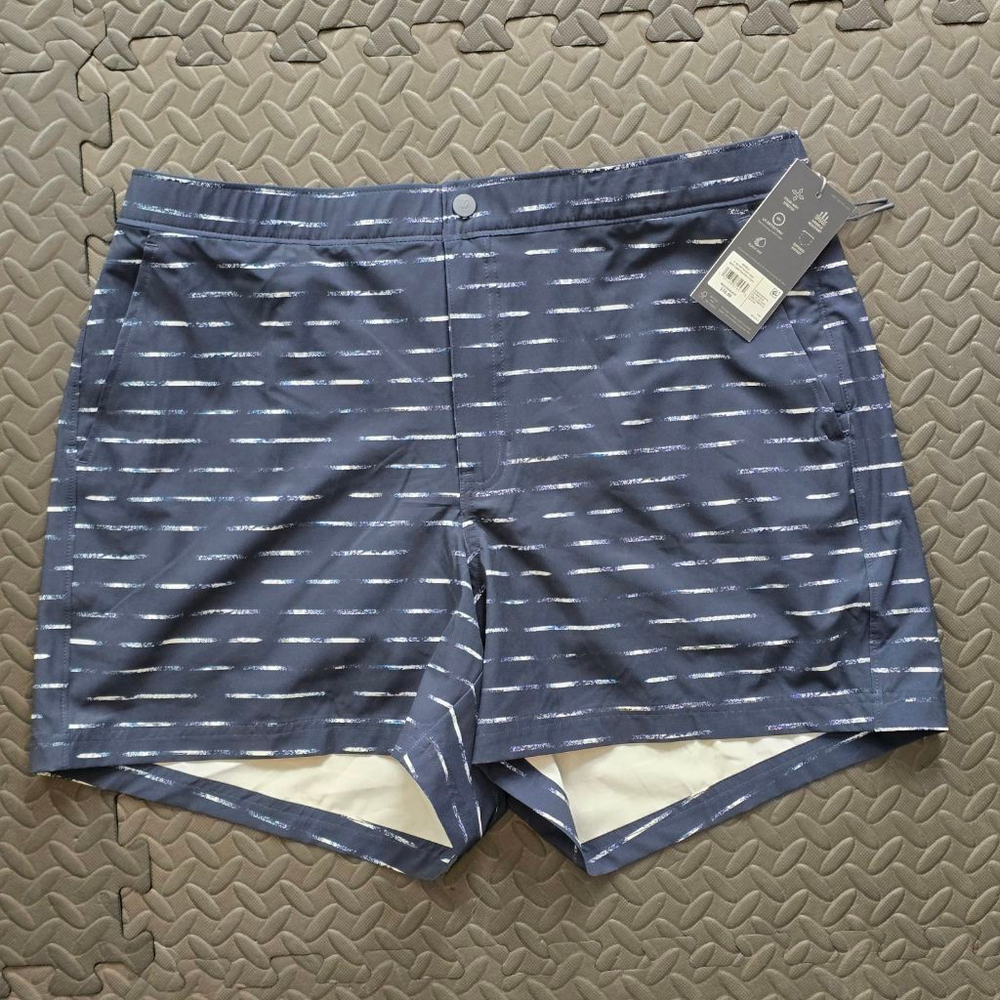 Men's VRST L Slim Fit 5" Resort Swim Trunks Navy White Stripe